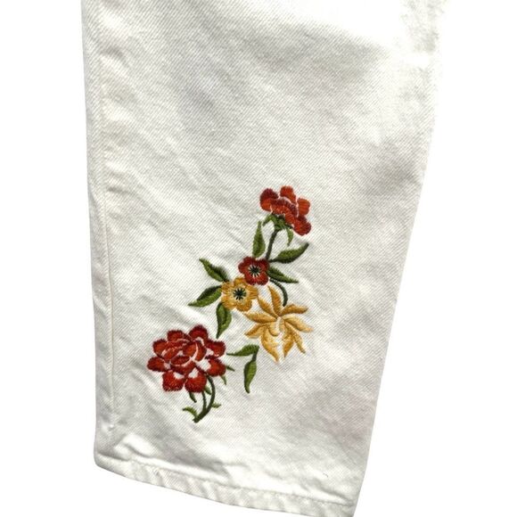 RARE! Reformation White Cynthia Straight Leg Mid Rise Denim Jeans - Picture 15 of 17